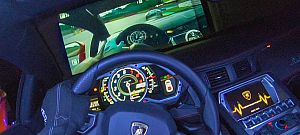 Játékvezérlővé alakította 100 millió (!) forintos Lamborghini-jét egy gamer