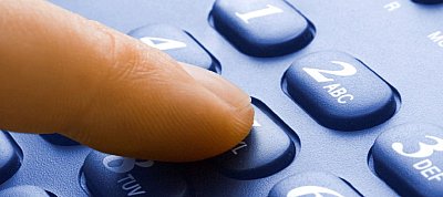 Ingyenessé válnak, majd megszűnnek a kék számok Magyarországon