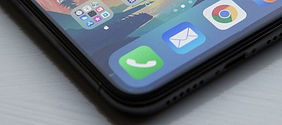 Nem semmi: Telefonálni sem lehet a méregdrága iPhone X-szel