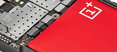 8 GB RAM-mal jöhet a OnePlus következő csúcstelefonja
