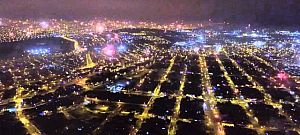 Így nézett ki drónról Lima idén szilveszterkor