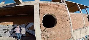 Képtelennek tűnő mutatványokat hajt végre ez a drón