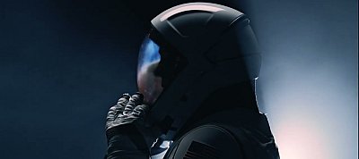 Videón a SpaceX űrruhája, amiben kimennek majd az űrbe az űrhajósok