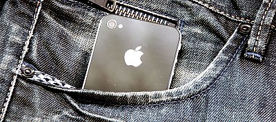 Kisebb iPhone-t és új okosórát mutathat be márciusban az Apple