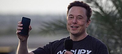 Android- és iPhone-gyilkos okostelefont adna ki Elon Musk
