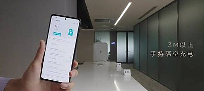 Akár 4 méterről és egyszerre 4 mobilt is tud tölteni a Motorola új vezeték nélküli töltője