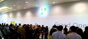 Microsoft boltmegnyitó San Francisco-ban