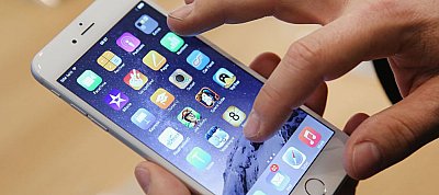 Fél tucat új, kritikus sebezhetőséget találtak az iPhone-okban