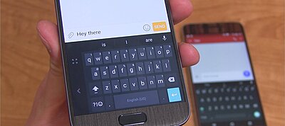 Mostantól már egy kézzel is lehet gépelni Androidon