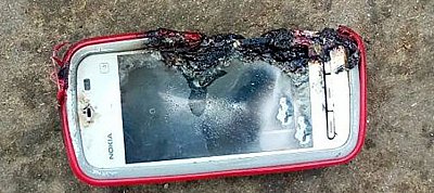 Felrobbanó Nokia telefon ölt meg egy tinédzsert