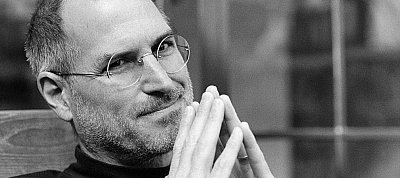 Infografika: Steve Jobs teljes élete, egyetlen fantasztikus grafikában