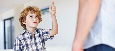 Elégedetlenek szüleik online viselkedésével a gyerekek