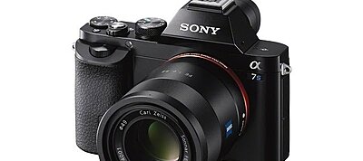 A sötétben is tud 4K-s filmeket készíteni a Sony új csúcsfényképezőgépe
