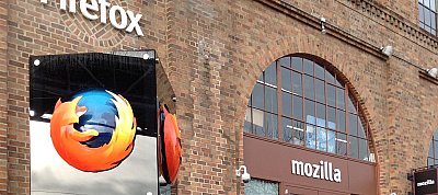 Mérges a Mozilla, mert ugyanazt csinálja a Microsoft, mint ők is