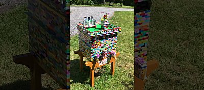 LEGO-ból épített egy teljes mértékben működő kaptárat ez a méhész