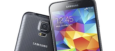 Milliószám veszik az emberek a Samsung Galaxy S5-öt