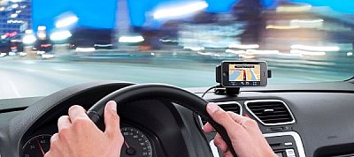 Végleg kinyírja az autós navigációs eszközök piacát a Google
