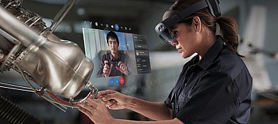 Mostantól vásárolható a Microsoft 1 millió forintos új holoszemüvege