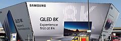 Két méternél is nagyobb, 8K-s TV-t dob piacra a Samsung