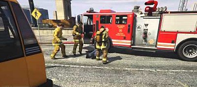 Újabb abszurd jelentet rögzítettek a GTA V-ben