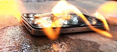 Kigyulladó iPhone miatt éghetett le egy egész gazdaság