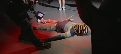 Videón, ahogy halálra rémisztik az Alien arctámadók a Comic-Con résztvevőit