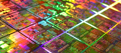 Súlyos biztonsági hibát rejtenek az Intel processzorai