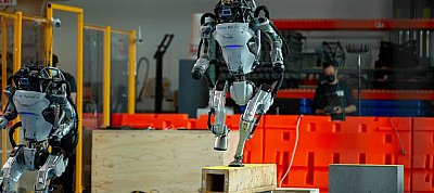 Leállítja emberszabású robotja, az Atlas fejlesztését a Boston Dynamics