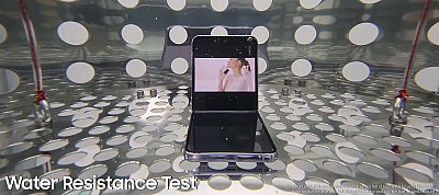 Videón mutatja meg a Samsung, hogy hogyan szereli össze és teszteli összehajtható telefonjait
