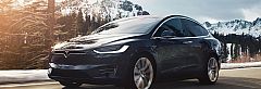 Két napig is lehet majd táborozni a Tesla autóiban
