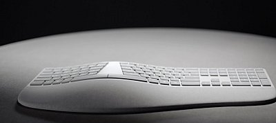 Meglepően lapos lett a Microsoft új ergonómikus billentyűzete