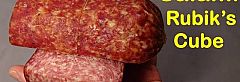 Ennél magyarabb semmi sem lehet: Itt a szalámiból készült Rubik-kocka