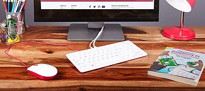 Szuperolcsó, billentyűzetbe épített számítógépet ad ki a Raspberry Pi