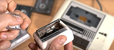 40 év után USB-s, mikrokazettás változatot kapott a Commodore 64 magnója