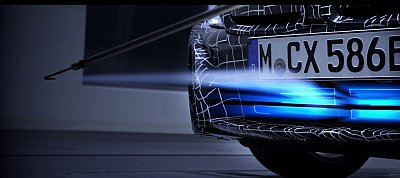Teljesen elektromos sportautót villantott a BMW
