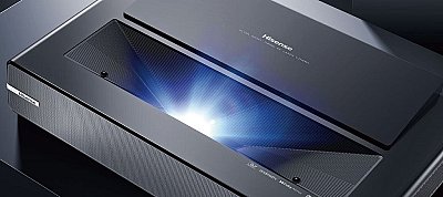 A világ első 8K felbontású lézertévéjét mutatta be a Hisense