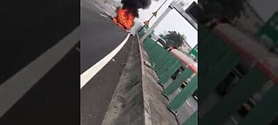 Megint majdnem embert ölt egy Tesla