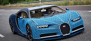 Hihetetlen, de vezetni is lehet ezt, a LEGO-ból épített Bugatti Chiron-t