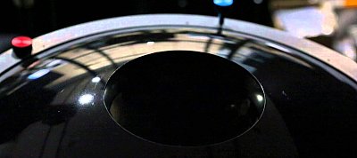 Két magyar találmányt ötvöz egymással a világ első színes hologramja