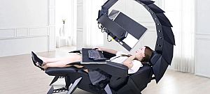 Nem csak skorpiót mintáz, de annak módjára is mozog ez a gamer-szék