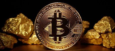 Nagyon csúnya biztonsági hibát találtak a Bitcoin alapkódjában