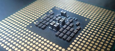 Snoop: Újabb biztonsági hibát találtak az Intel processzoraiban