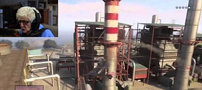 Keményen nyomja a GTA V-öt a nagyi