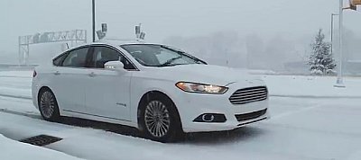 Így boldogul a hóban a Ford önvezető autója