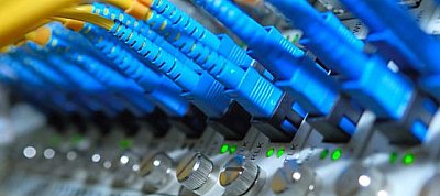Ingyen Wi-Fi és 100 megabites internet jár majd mindenkinek az EU-ban