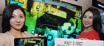Vezeték nélkül játssza át mobilról TV-re a filmeket és játékokat az LG új Ultra HD átviteli technológiája