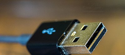 Véd a fertőzésektől a mobilok számára kifejlesztett USB-óvszer