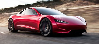 Vadiúj Tesla modell kiadását ígéri jövőre Elon Musk