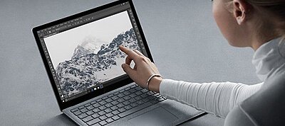 Lehetetlen megjavítani a Microsoft új Surface laptopját