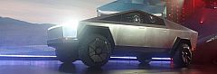 Perrel és durva büntetéssel fenyegeti a Cybertruck vásárlóit a Tesla